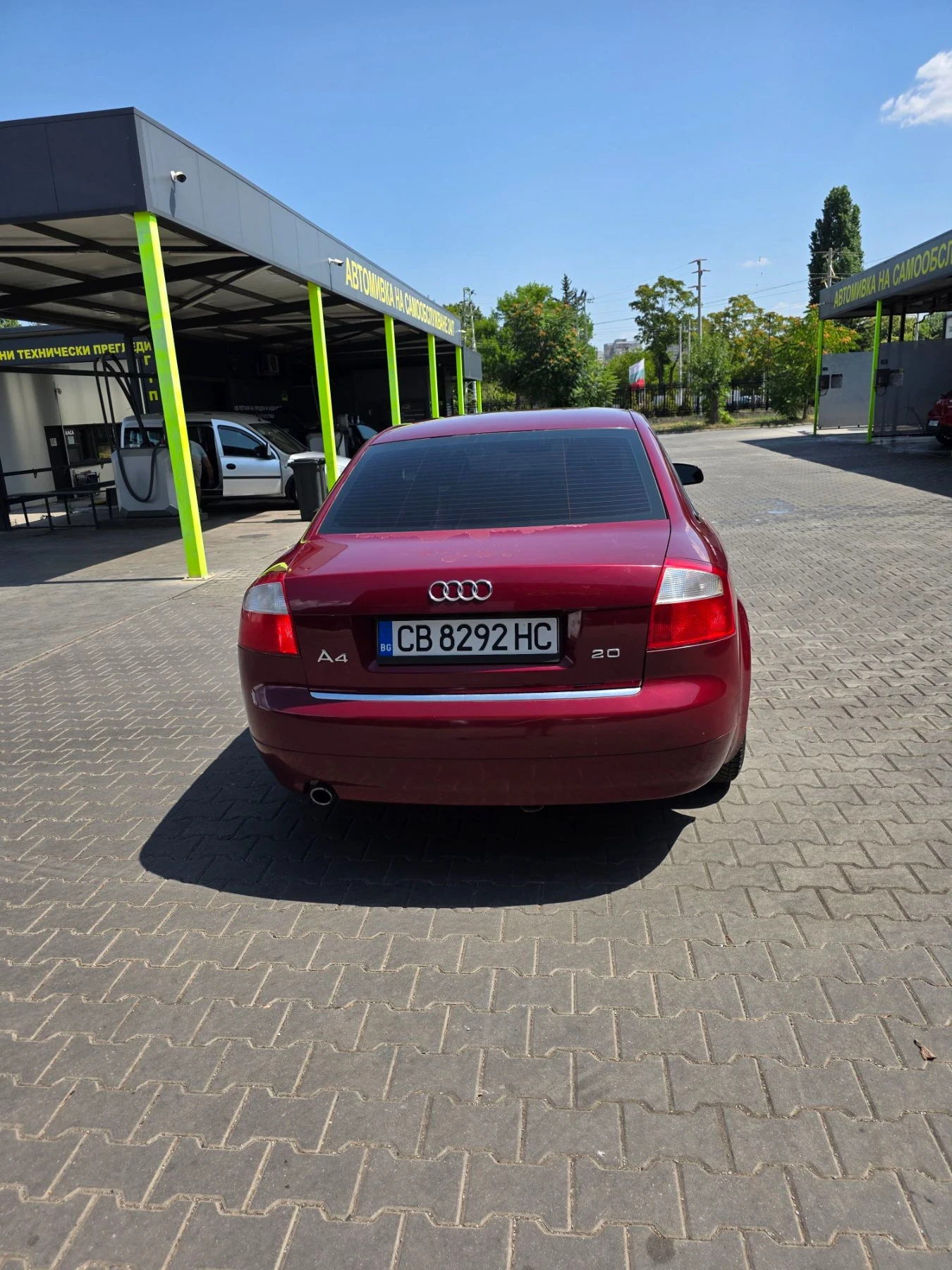 Audi A4 2.0 газ автоматик Реални километри, снимка 4 - Автомобили и джипове - 55642547