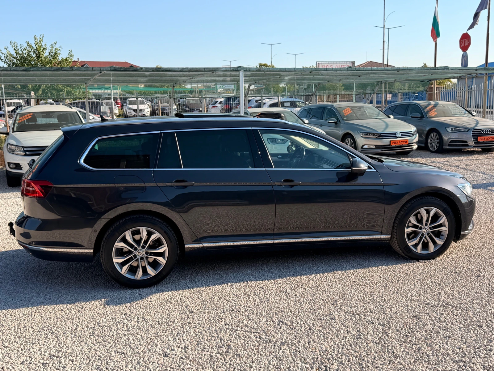 VW Passat 2.0TDI* 100%KM* PANORAMA* NAVI* KAMERA* PARKASISTA, снимка 5 - Автомобили и джипове - 55738282
