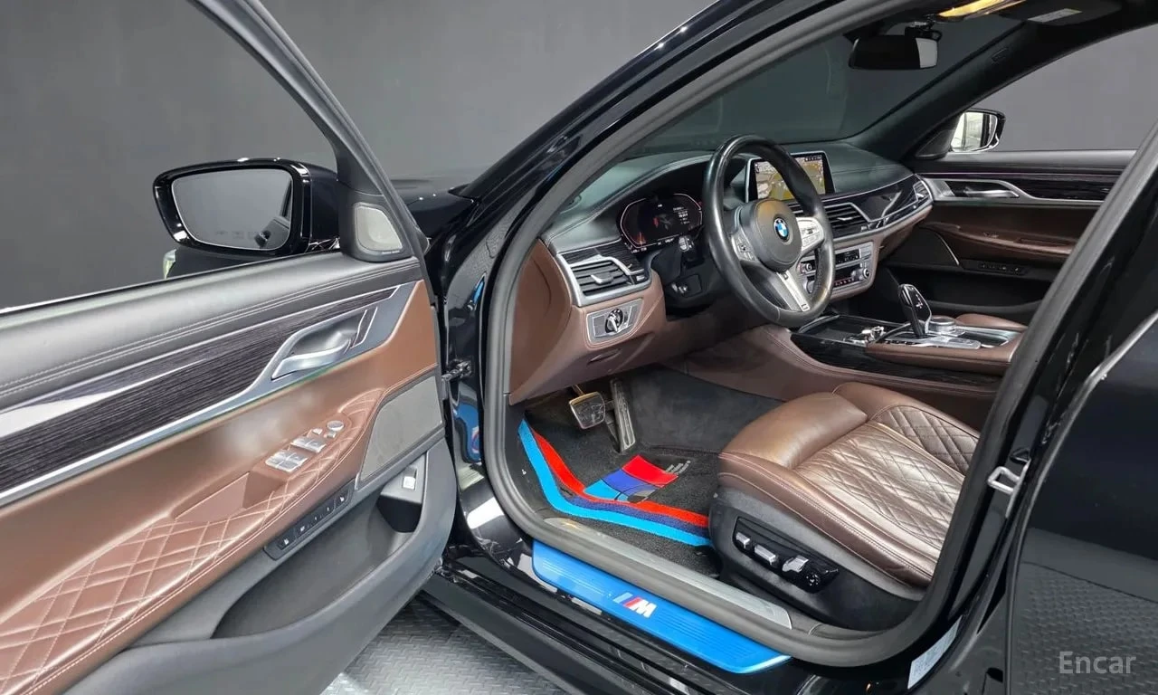BMW 730 730Ld xDrive M Sport/360/ЛАЗЕРИ/ХЕДЪП/ОБДУХ/, снимка 10 - Автомобили и джипове - 55834132