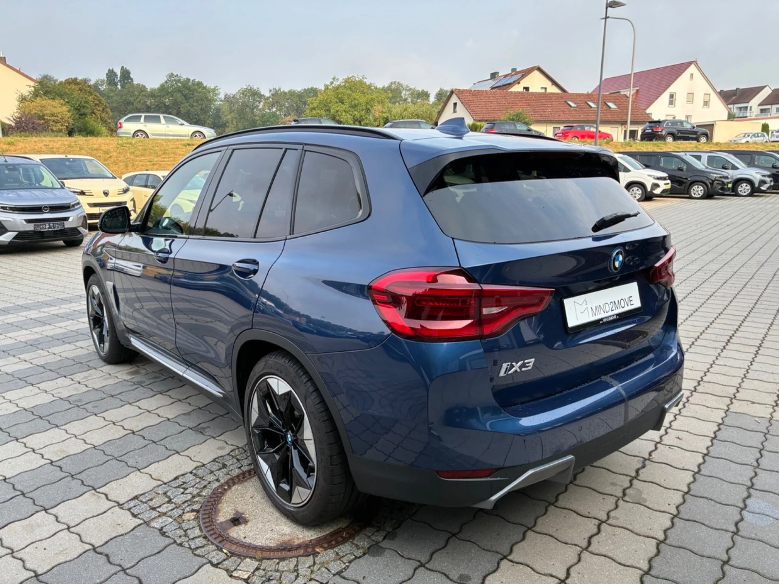 BMW iX3 Impressive 286 к.с Кожа / Подгрев / Панорама, снимка 8 - Автомобили и джипове - 55938281