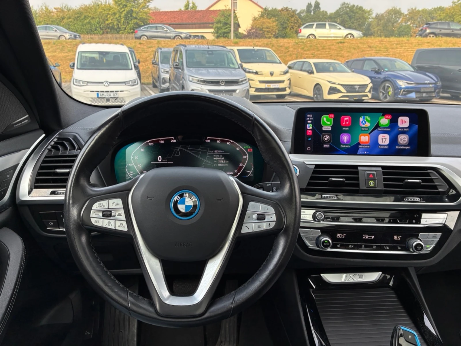 BMW iX3 Impressive 286 к.с Кожа / Подгрев / Панорама, снимка 11 - Автомобили и джипове - 55938281