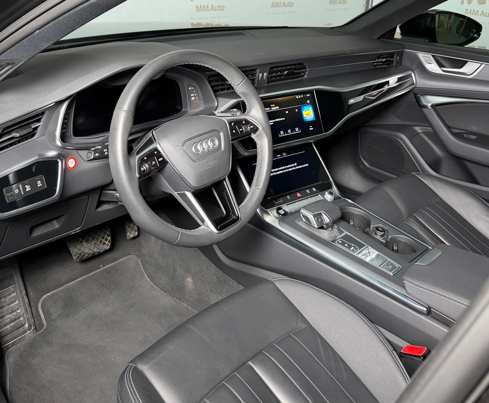 Audi A6 Avant* 45TFSi* Matrix* Keyless* Camera, снимка 7 - Автомобили и джипове - 56211462