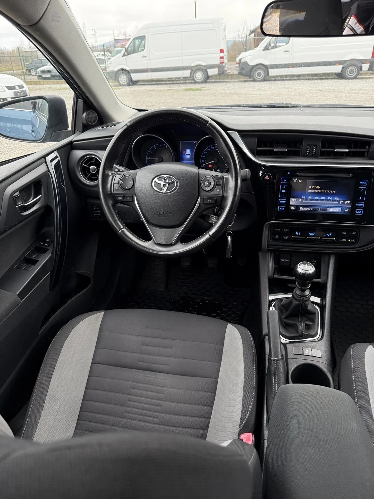 Toyota Auris 1.2 ������ ��� ��������� | Mobile.bg � ����������� 6