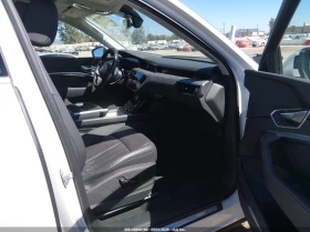Audi Q8 E-Tron Premium Plus Quattro, снимка 5