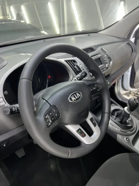 Kia Sportage 1.6 газ/бензин БРЦ, снимка 8
