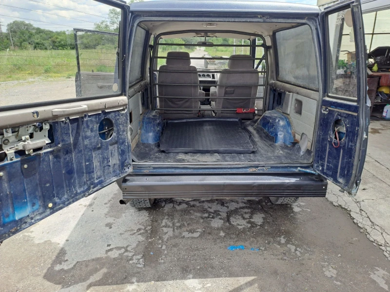 Isuzu Trooper 2.8 intercooler turbo, снимка 6 - Автомобили и джипове - 50389858