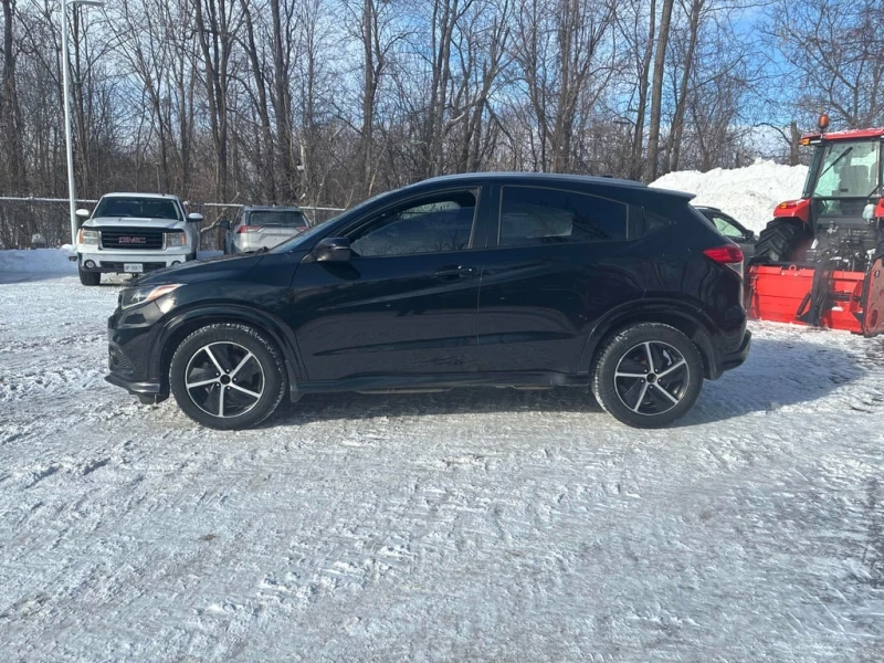 Honda Hr-v * Sport * CARFAX * БЕЗ ПЪРВОНАЧАЛНА ВНОСКА, снимка 2 - Автомобили и джипове - 53421858