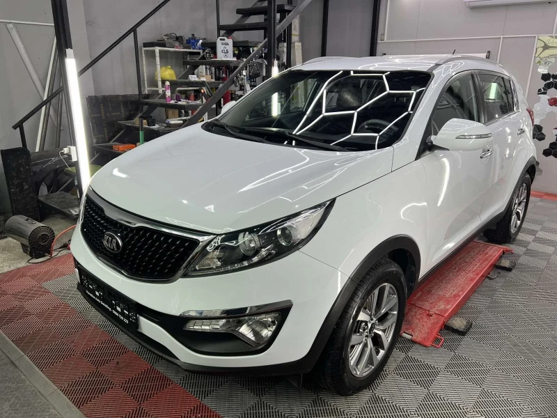 Kia Sportage 1.6 газ/бензин БРЦ, снимка 4 - Автомобили и джипове - 53566664