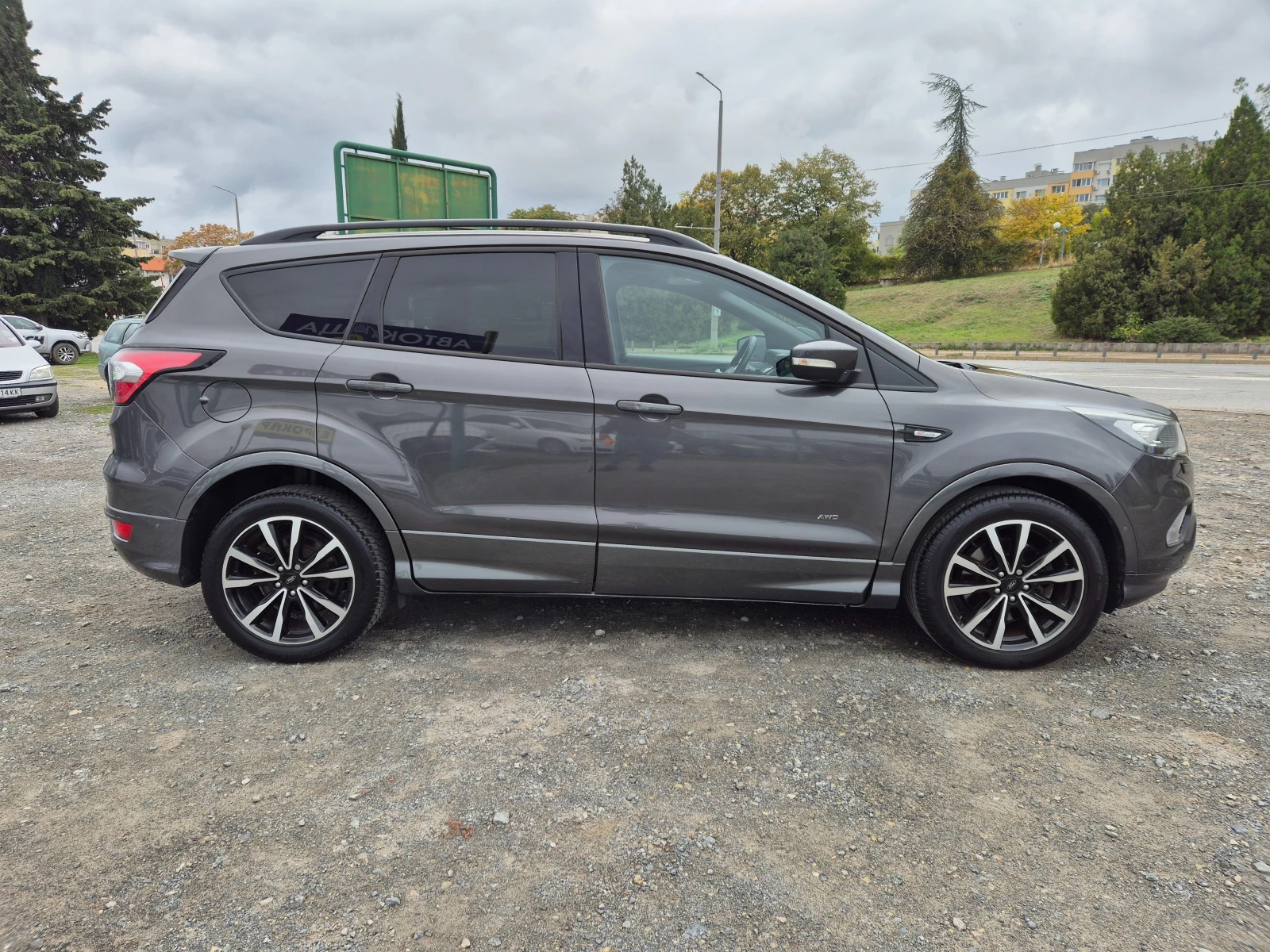 Ford Kuga 2.0D ST-Line - изображение 6