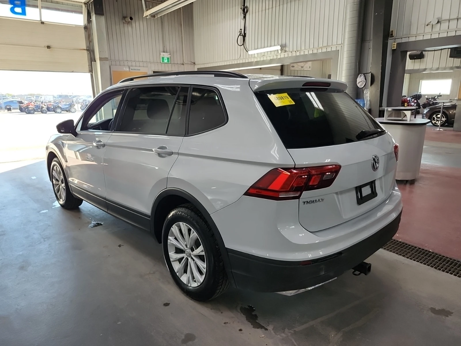 VW Tiguan * CARFAX * БЕЗ ПЪРВОНАЧАЛНА ВНОСКА - изображение 3