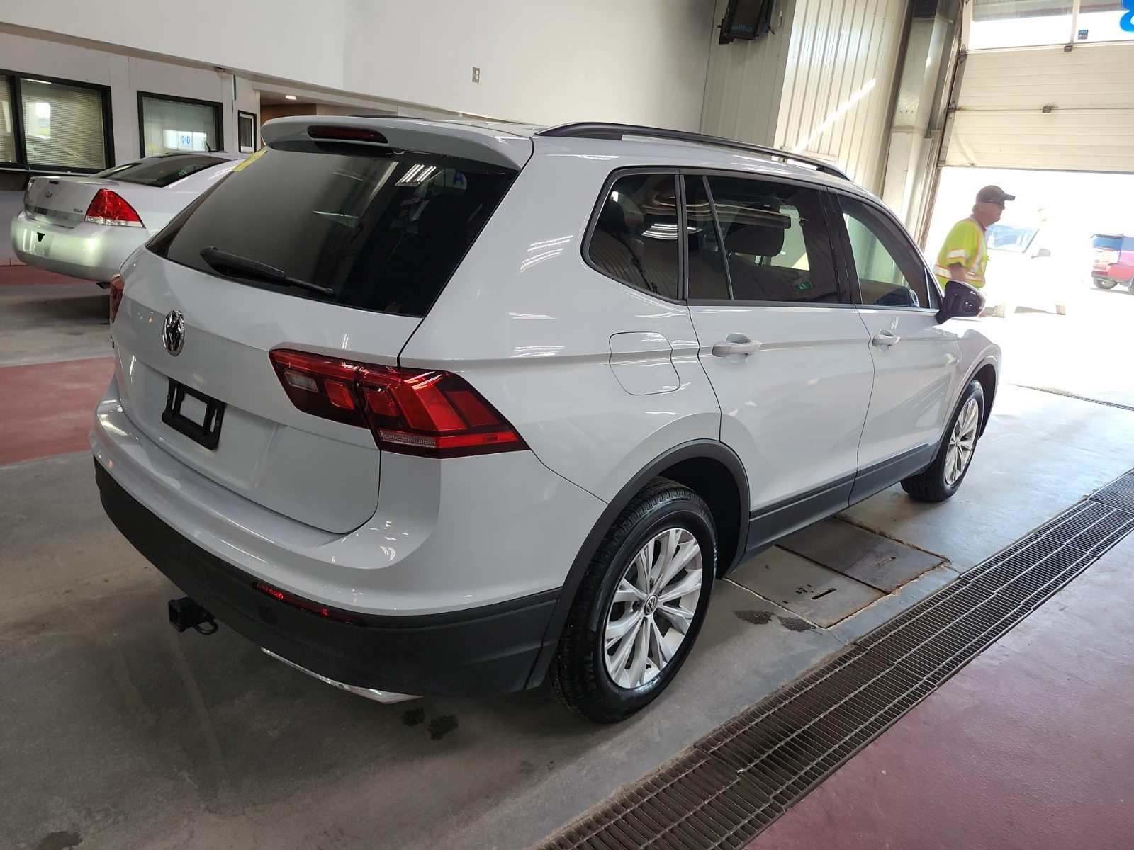 VW Tiguan * CARFAX * БЕЗ ПЪРВОНАЧАЛНА ВНОСКА - изображение 5