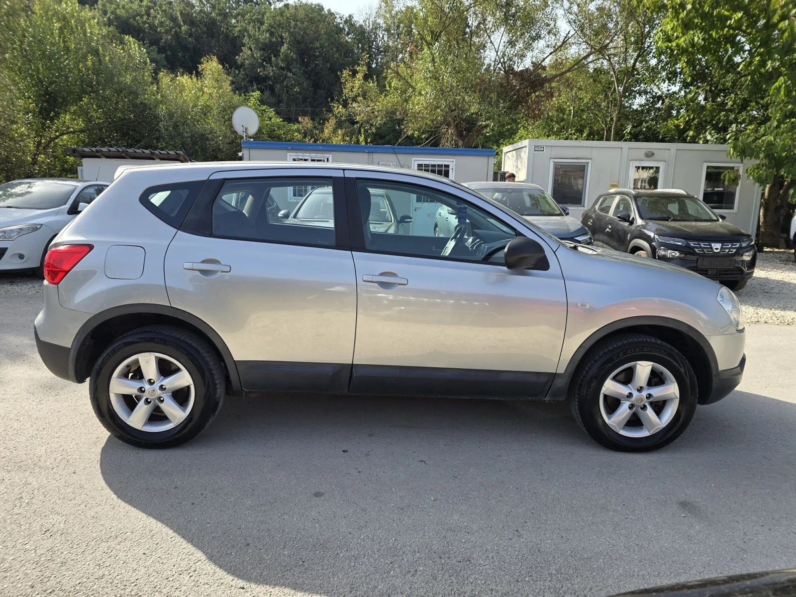 Nissan Qashqai 2.0Dci 150к.с 4x4 6 скорости , снимка 8 - Автомобили и джипове - 52503021