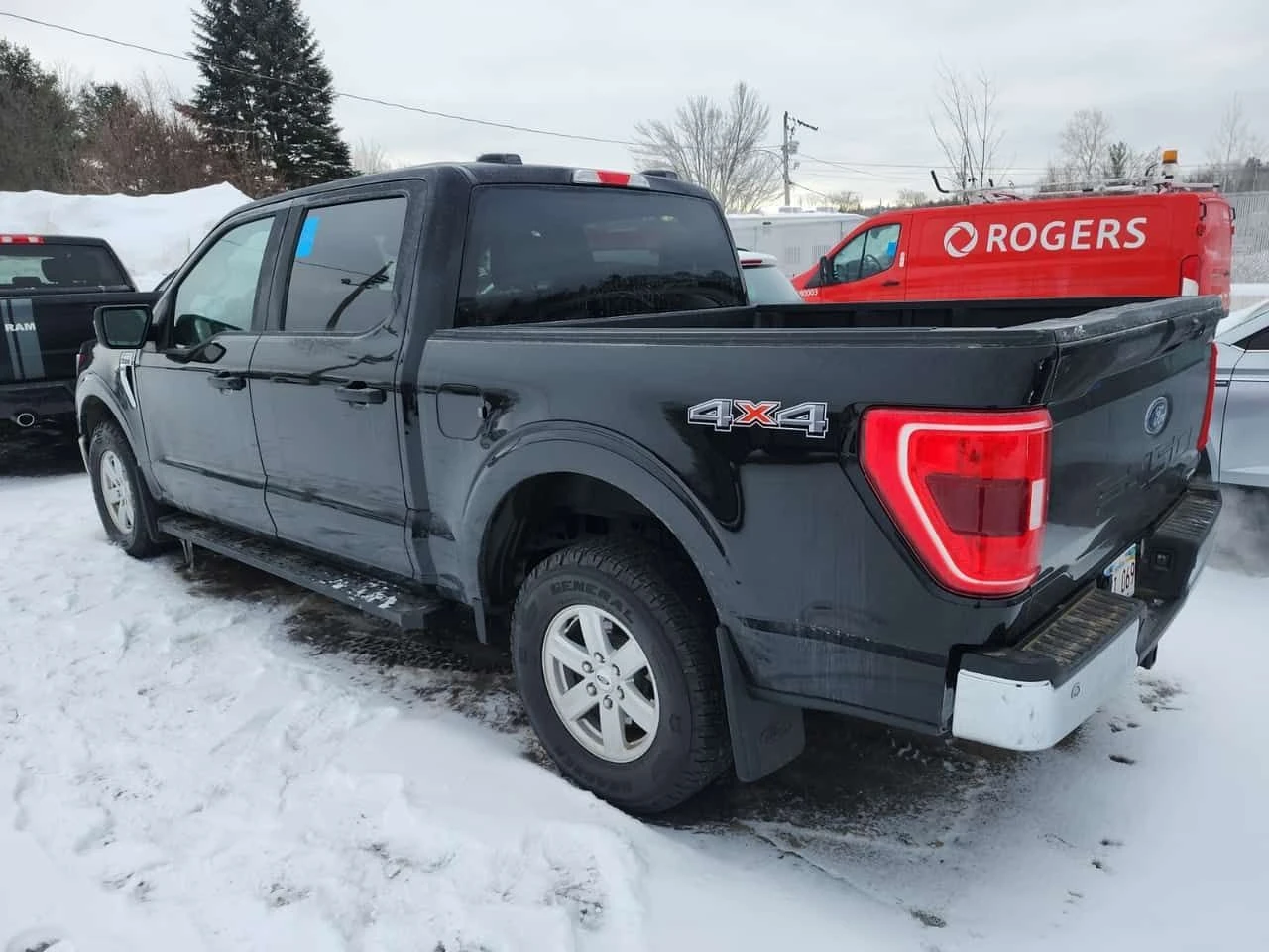 Ford F150 XL 4WD SuperCrew * Подгреви * 2 Ключа * Carfax - изображение 4