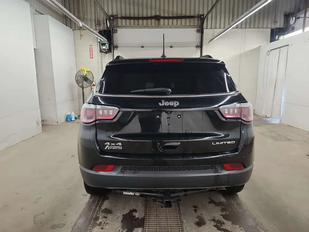 Jeep Compass LIMITED/CARFAX/Кожа/Подгрев/Шибедах, снимка 4 - Автомобили и джипове - 54128862