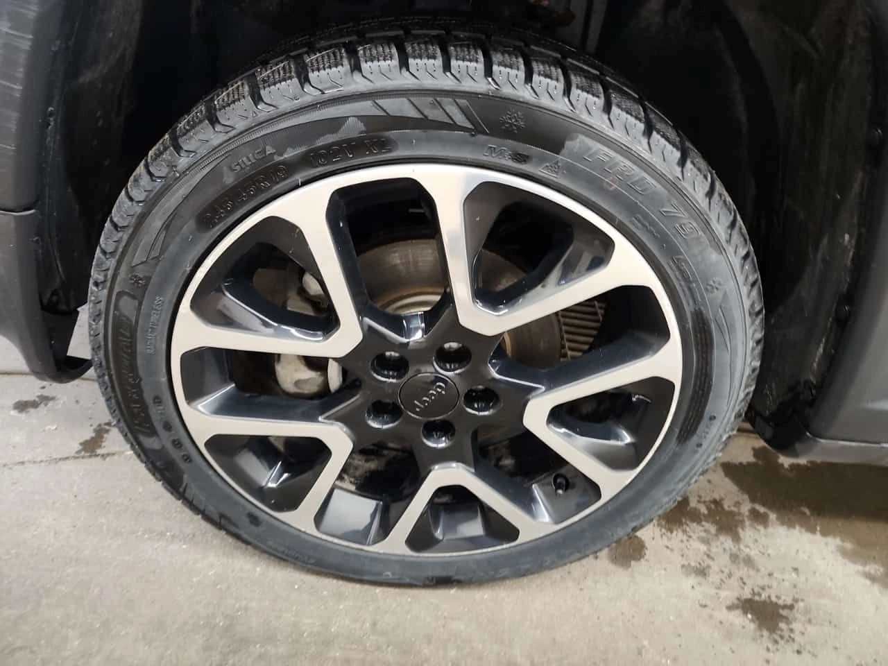 Jeep Compass LIMITED/CARFAX/Кожа/Подгрев/Шибедах, снимка 17 - Автомобили и джипове - 54128862