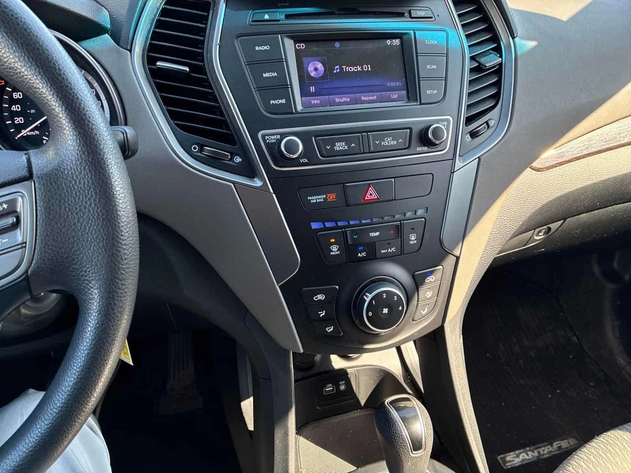 Hyundai Santa fe * FWD 4dr 2.4L * АВТОКРЕДИТ БЕЗ ПЪРВОНАЧАЛНА * , снимка 9 - Автомобили и джипове - 54807595
