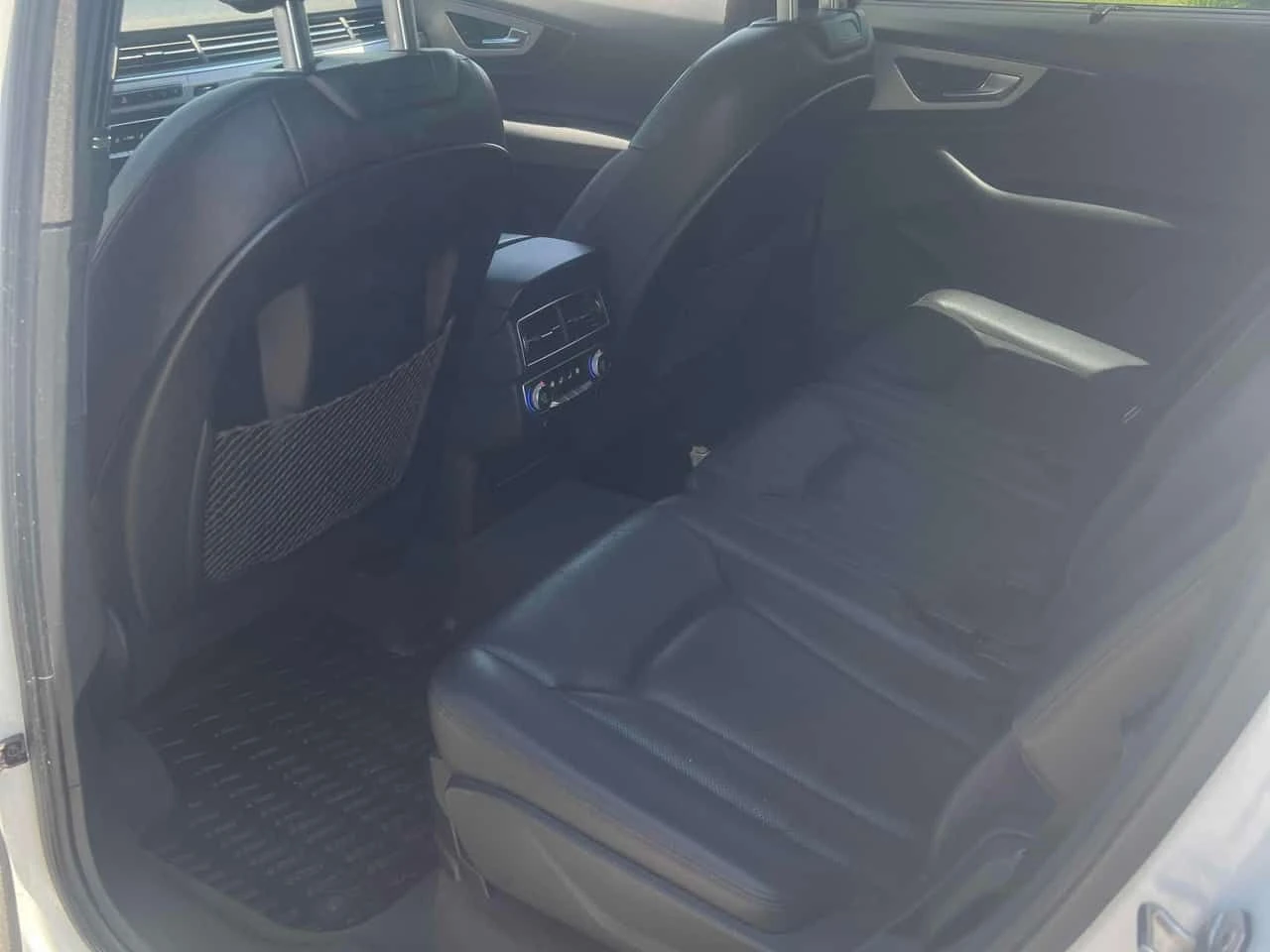 Audi Q7 | Technik | ОБДУХВАНЕ | S LINE | ПАНОРАМА | BOSE |, снимка 15 - Автомобили и джипове - 54897335