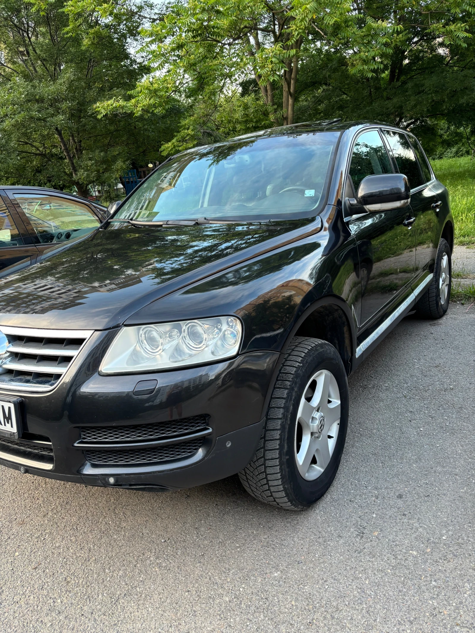 VW Touareg 2.5 TDI, снимка 2 - Автомобили и джипове - 55926399