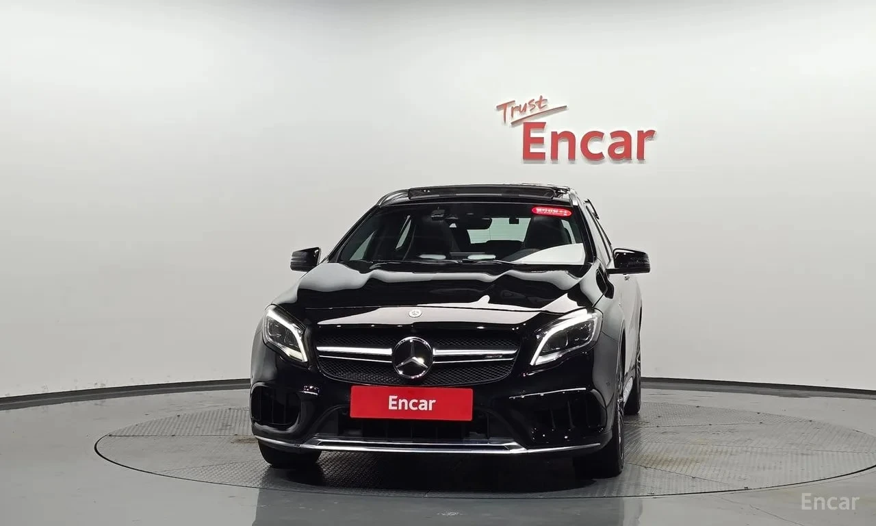 Mercedes-Benz GLA 45 AMG| ALCANTARA| PANO| PAMET| , снимка 3 - Автомобили и джипове - 55929252