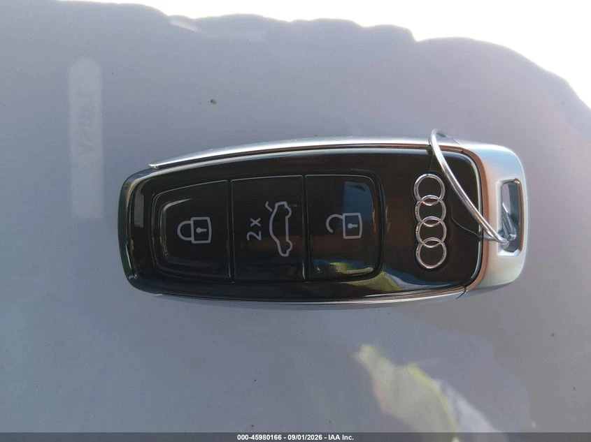 Audi Q8 E-Tron Premium Plus Quattro, снимка 11 - Автомобили и джипове - 56406015