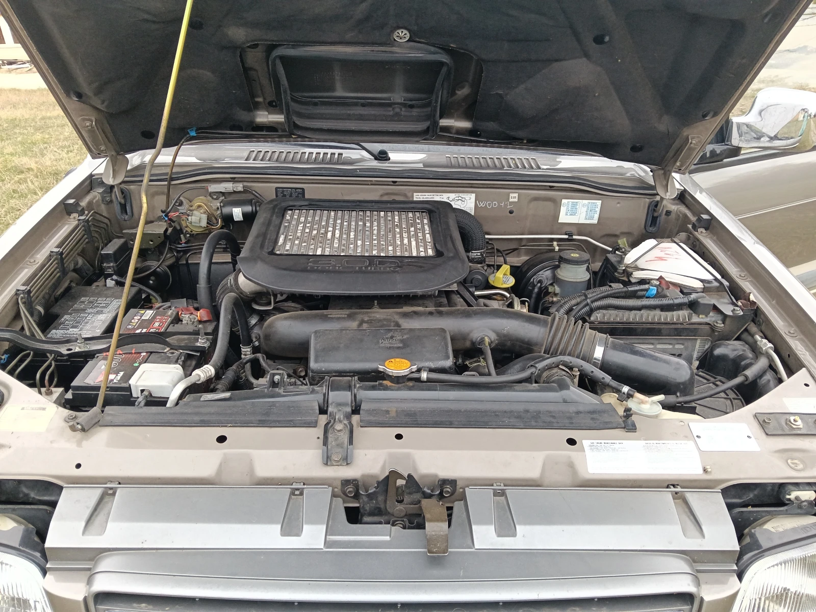 Isuzu Trooper 3.0DTI, снимка 11 - Автомобили и джипове - 56463851