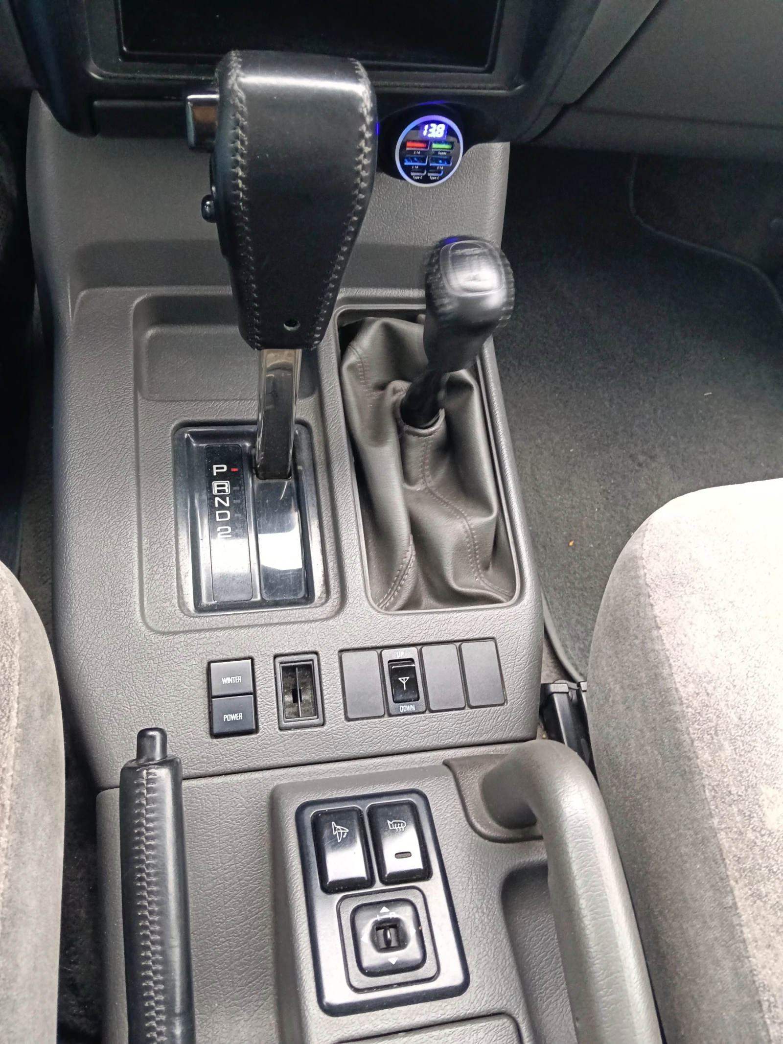 Isuzu Trooper 3.0DTI, снимка 13 - Автомобили и джипове - 56463851