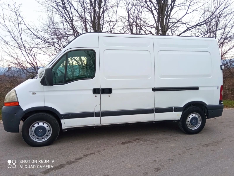 Renault Master 2.5DCI, снимка 4 - Бусове и автобуси - 48172817