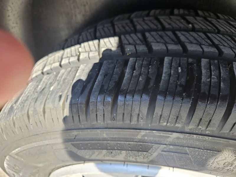 VW Caravelle 8 места, снимка 15 - Бусове и автобуси - 50778390