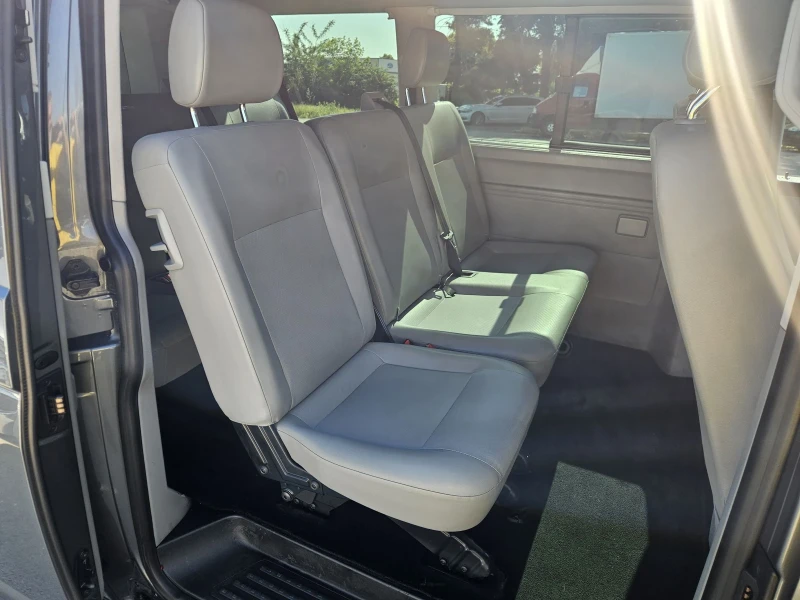 VW Caravelle 8 места, снимка 11 - Бусове и автобуси - 50778390