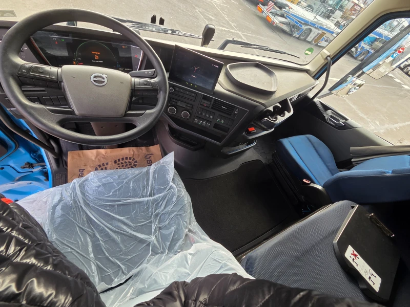 Volvo Fh Собствен лизинг - 460-I SAVE, снимка 7 - Камиони - 53098159