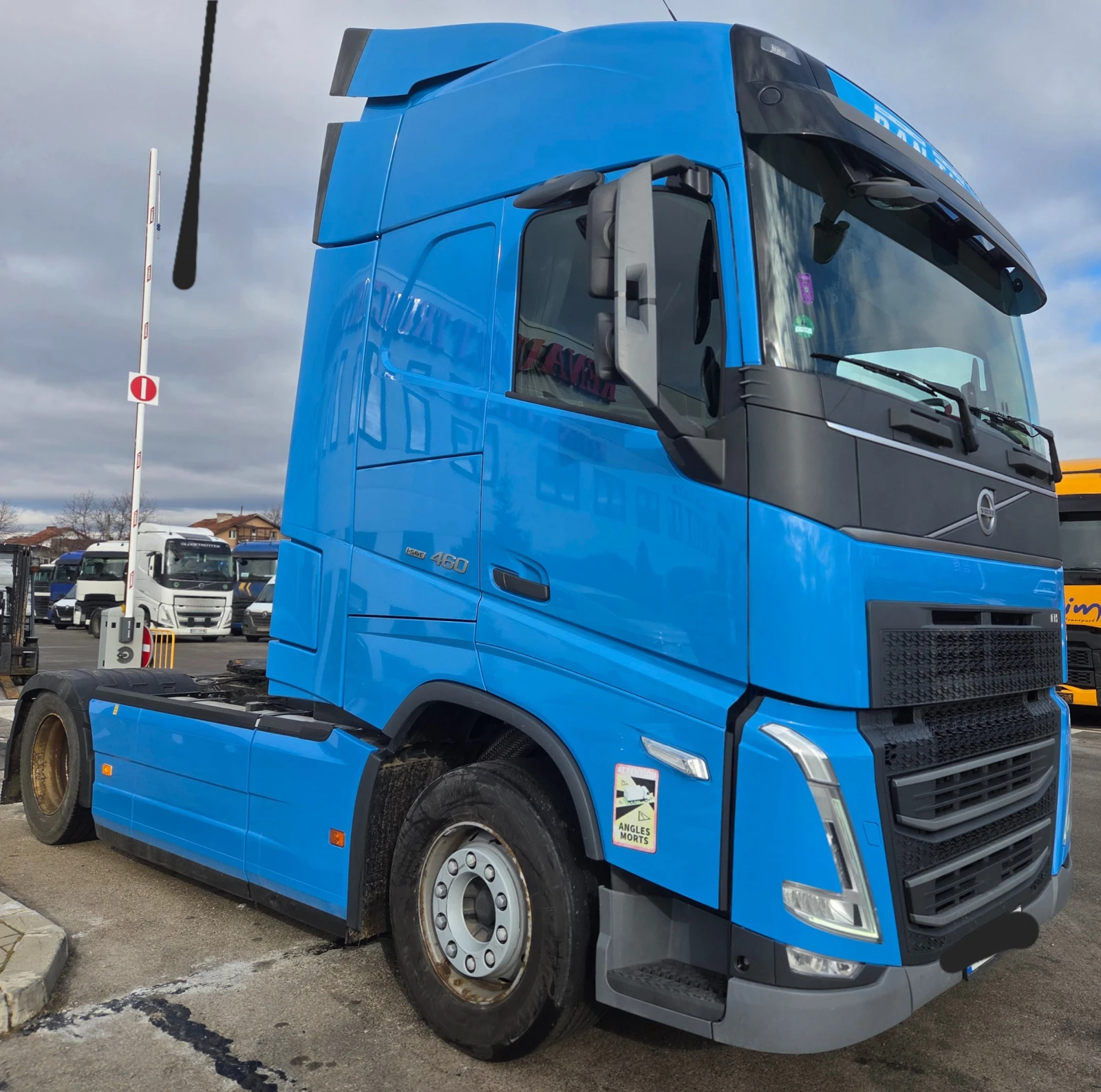 Volvo Fh Собствен лизинг - 460-I SAVE - изображение 2
