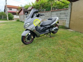     Yamaha T-max