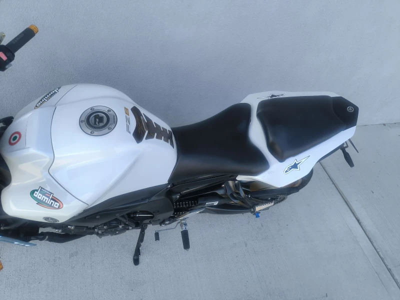 Yamaha FZ8 2010 година , снимка 4 - Мотоциклети и мототехника - 51762028