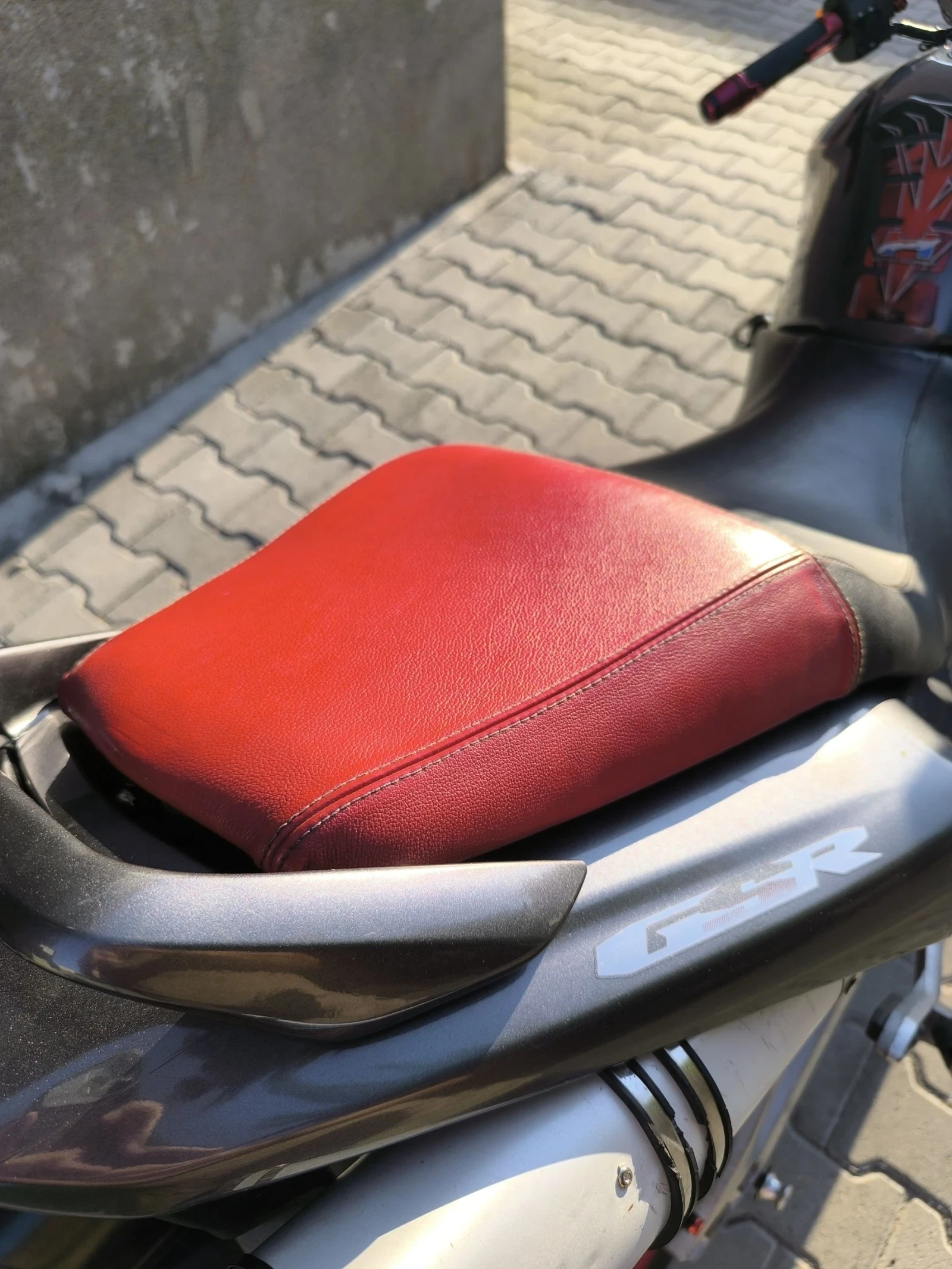 Suzuki Gsr 600 | Mobile.bg � ����������� 11