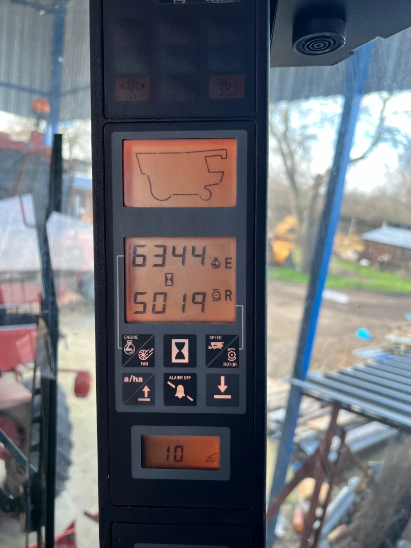 Комбайн CASE IH 2388, снимка 7 - Селскостопанска техника - 53457994