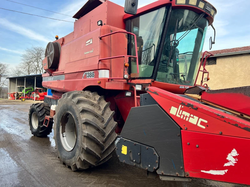 Комбайн CASE IH 2388, снимка 2 - Селскостопанска техника - 53457994