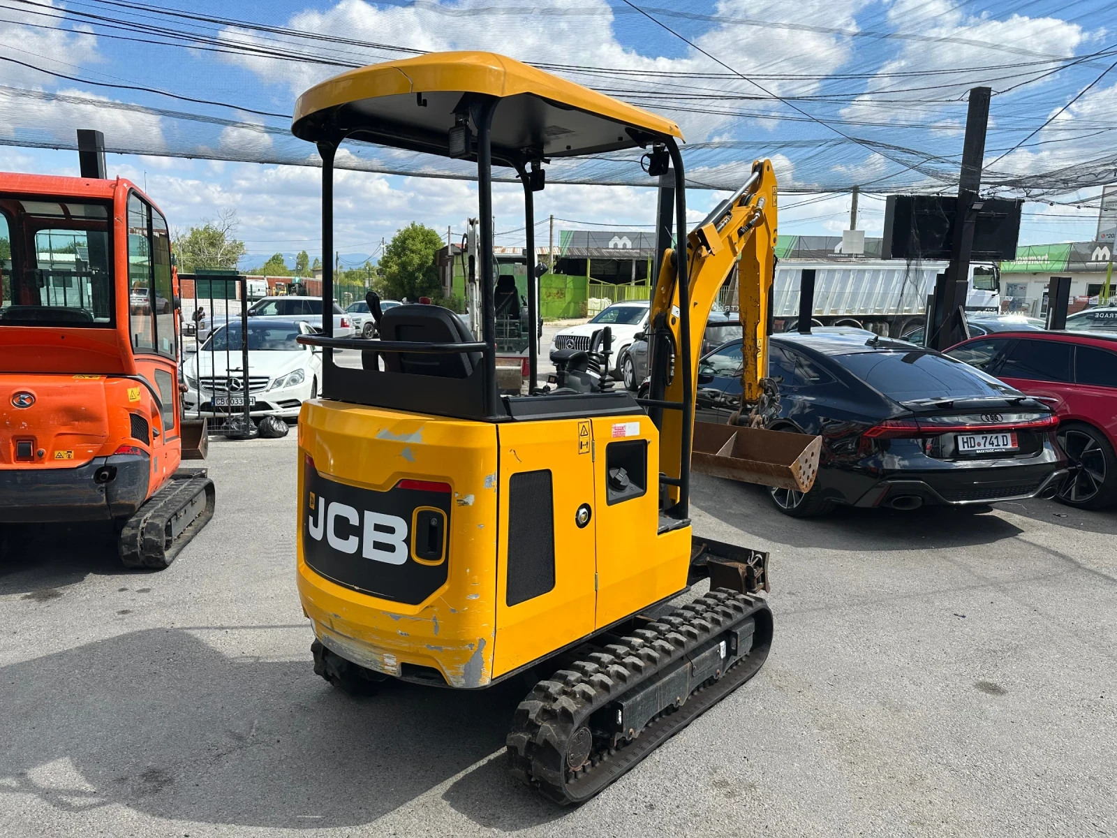 Багер JCB 16C1 - изображение 3