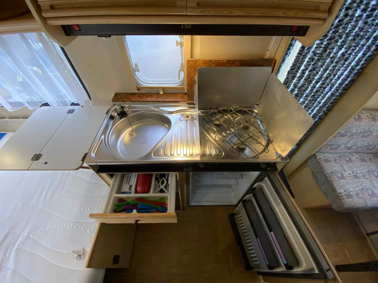  LMC 380 | Mobile.bg   12