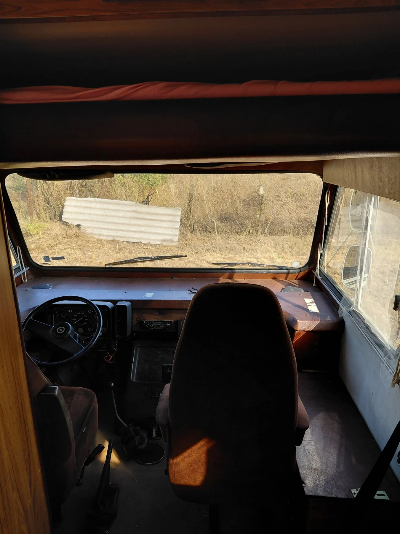 Кемпер HYMER / ERIBA, снимка 6 - Каравани и кемпери - 55783341