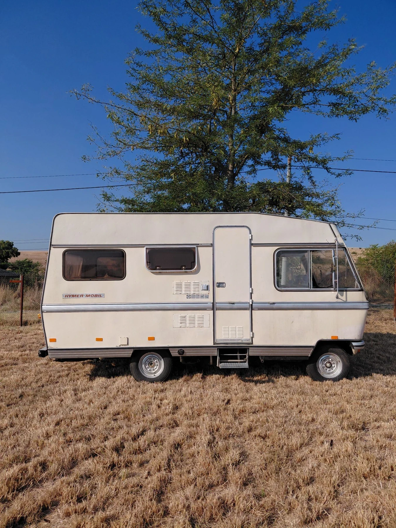 Кемпер HYMER / ERIBA, снимка 2 - Каравани и кемпери - 55783341