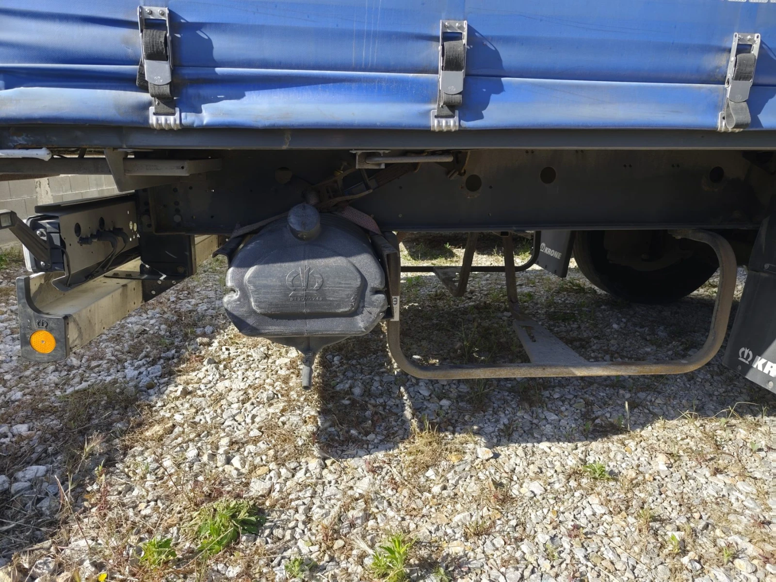 Полуремарке Krone Profi Liner SD, снимка 13 - Ремаркета - 54514612