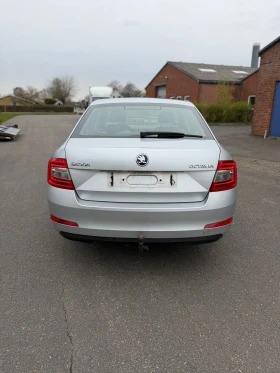 Skoda Octavia 2.0TDI DSG, снимка 2