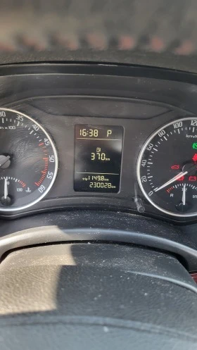 Skoda Octavia 2.0 TDI DSG, снимка 4