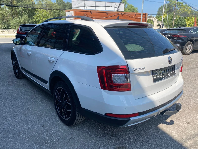 Skoda Octavia 2.0 TDI Scout 4x4 DSG 170000 км!!!!!!, снимка 7 - Автомобили и джипове - 46636522