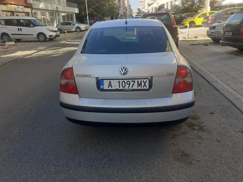 VW Passat 1.9, снимка 2 - Автомобили и джипове - 47706822