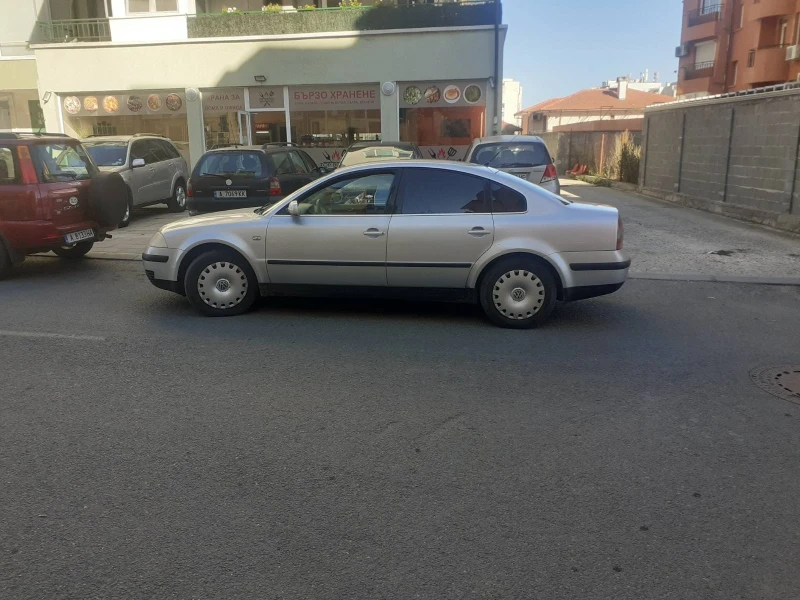 VW Passat 1.9, снимка 3 - Автомобили и джипове - 47706822