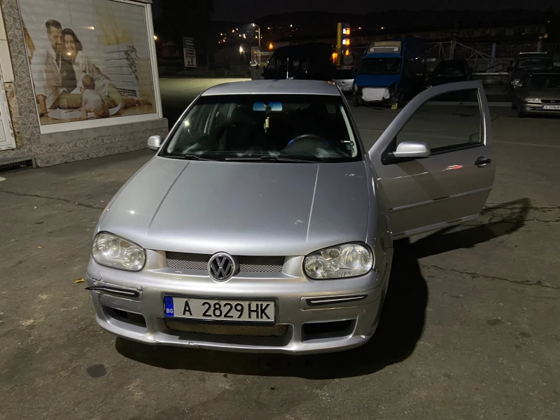 VW Golf, снимка 1 - Автомобили и джипове - 49523892