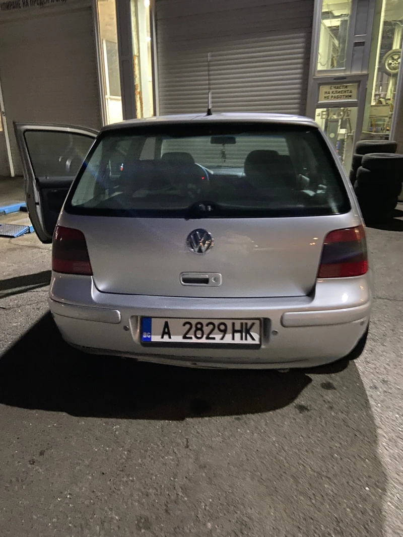 VW Golf, снимка 3 - Автомобили и джипове - 48797930