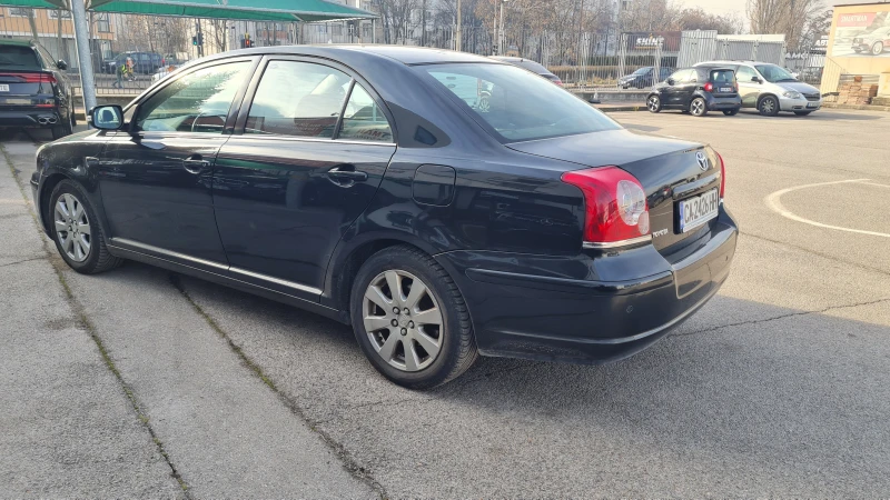 Toyota Avensis 1.8 VVT-i, снимка 5 - Автомобили и джипове - 48880140