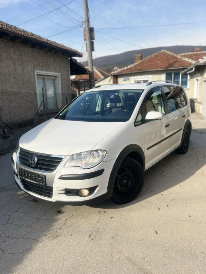 VW Touran 2.0tdi 170кс 2008год , снимка 1 - Автомобили и джипове - 48939338